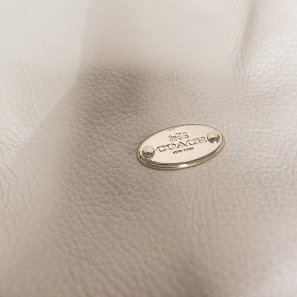 Coach - Picture 8 of 8